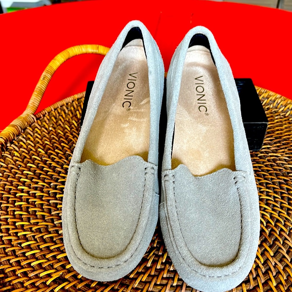 Vionic loafers